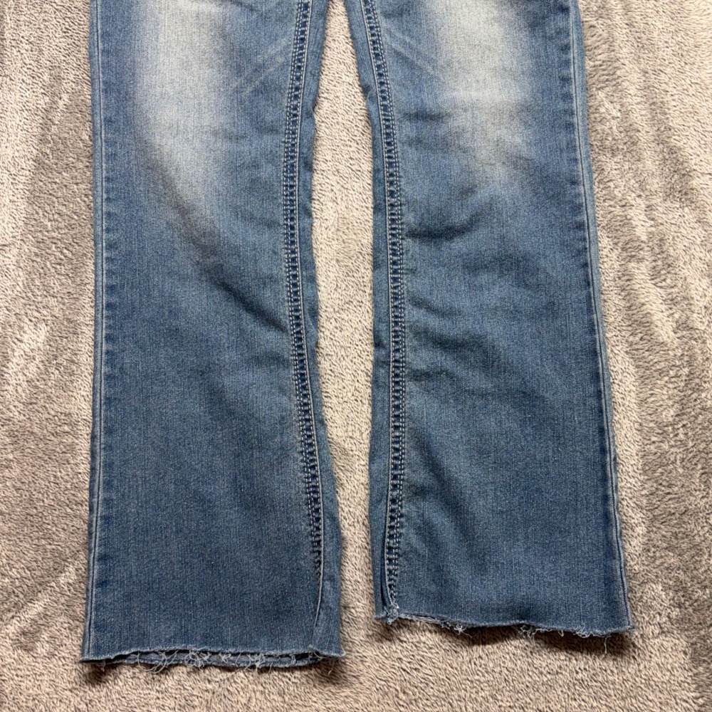 WallFlower Bootcut Jeans Womens 9 Blue NWOT Zip Fly Frayed Hem Stretch Denim - Picture 3 of 15